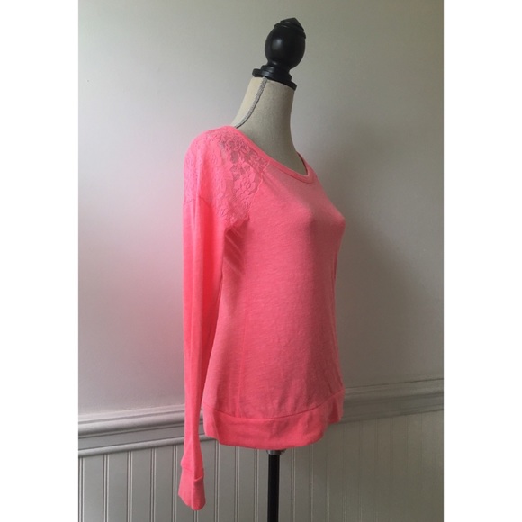 PINK VS Lace Shoulder Raglan Long Sleeve Tee Size XS - Picture 3 of 8